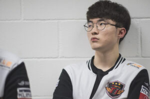 Faker calls out pro player for inting and gets them punished
